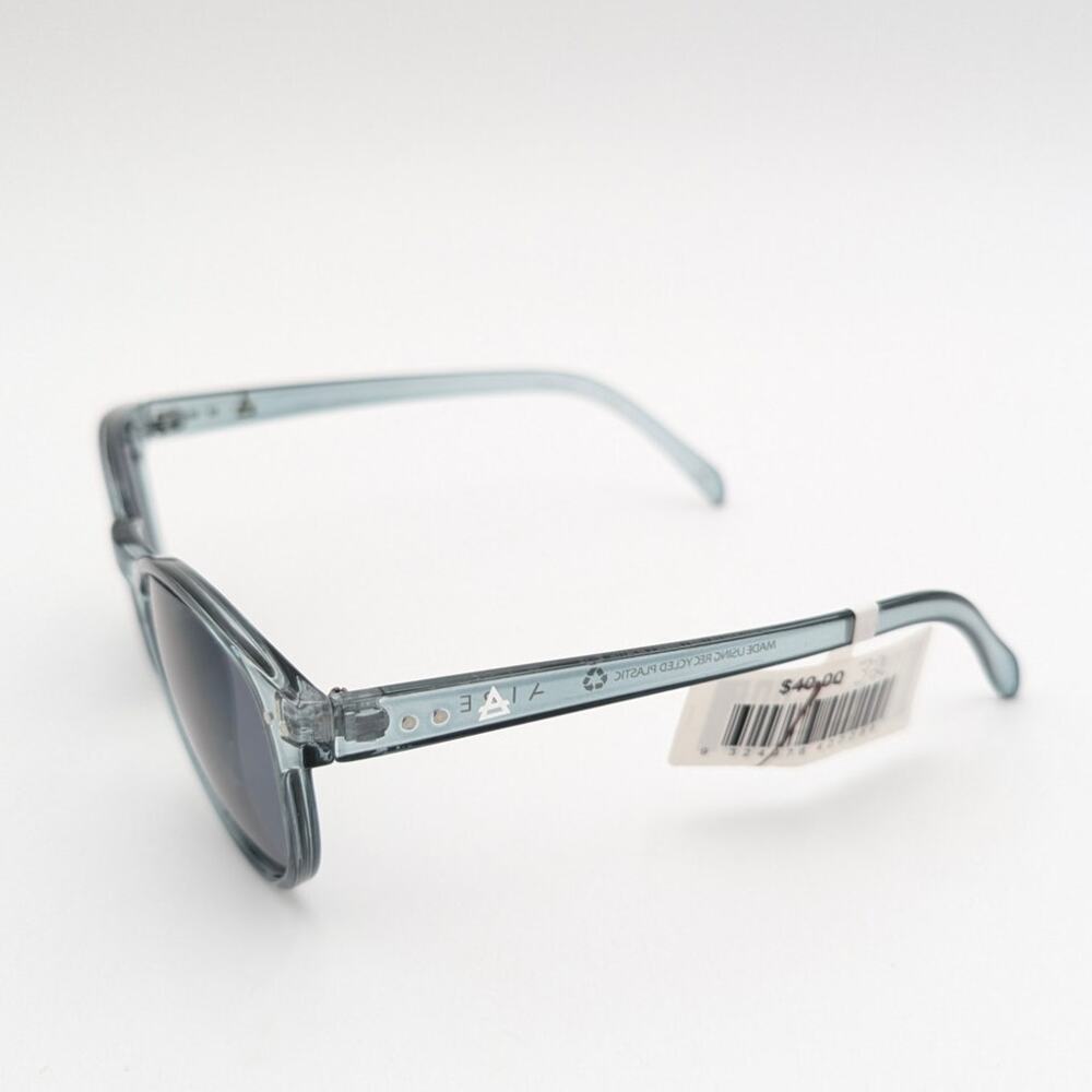 Aire Karma Unisex Round Sunglasses Steel Frame with Smoke Mono Lens One Size - Picture 3 of 6